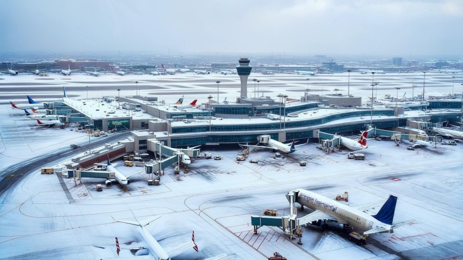 More than 300 Flights Delayed at DIA After Morning Snow